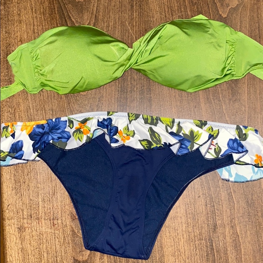 Convertible bikini - Picture 2 of 8